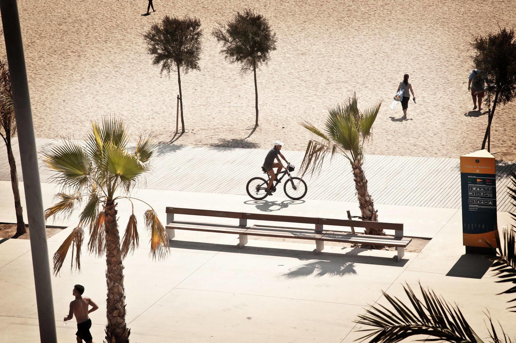 Alcam Badalona Playa Norte Dış mekan fotoğraf